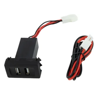 2.4 5V المزدوج USB شاحن سيارة شاحن سريع مأخذ التيار الكهربائي مع الضوء المدمج في VWT4