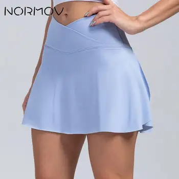 NORMOV وهمية اثنين من قطعة من السراويل تنورة عالية الخصر السراويل النساء اليوغا الصلبة التنس اللياقة البدنية السراويل قطعة واحدة V-الخصر جيب شورت